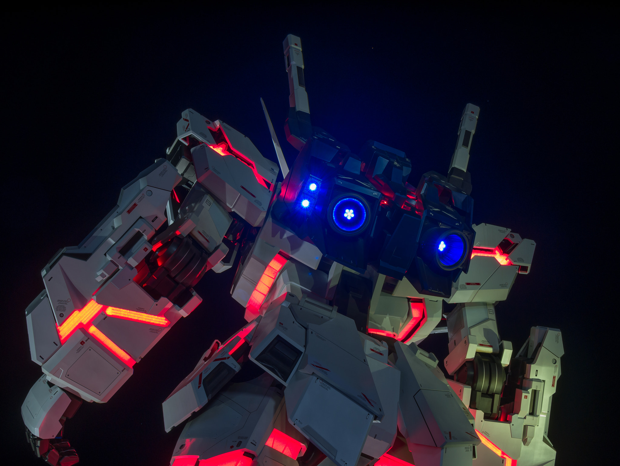 Panasonic DMC-G8 sample photo. Unicorn gundam in tokyo photography