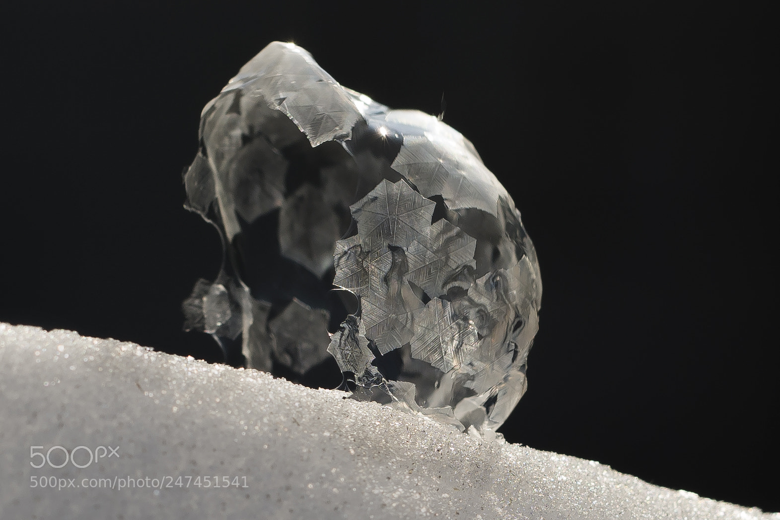 Nikon D7100 sample photo. Cracked bubble photography