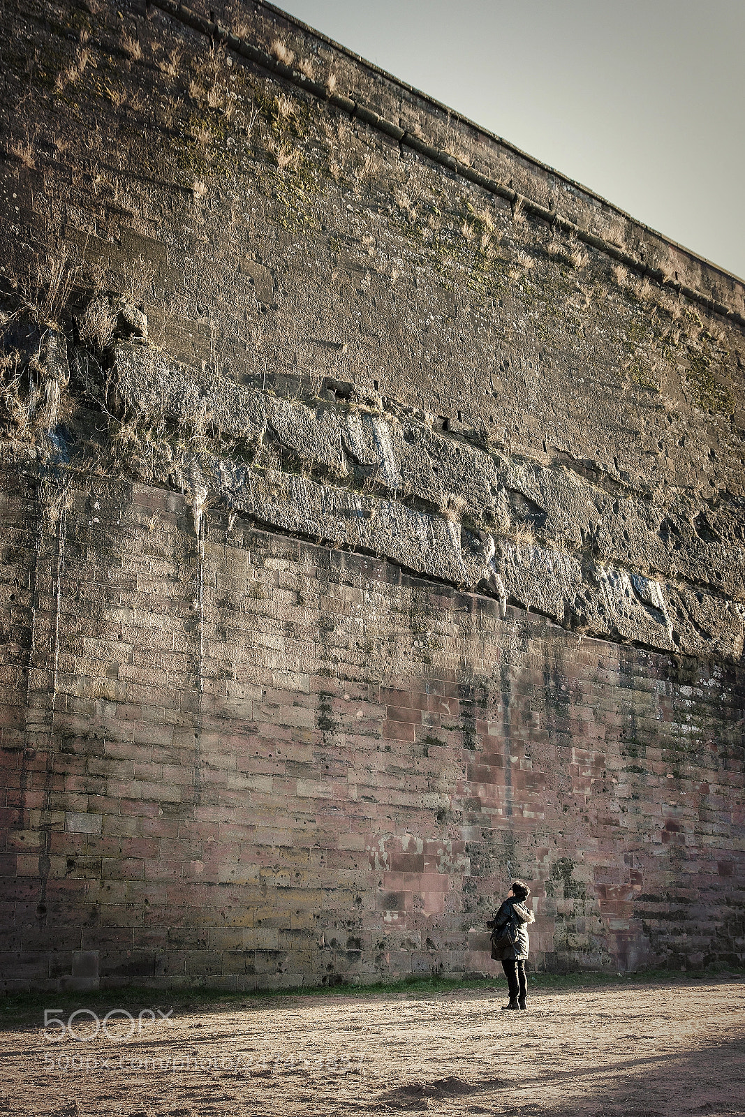 Sony ILCA-77M2 sample photo. The wall photography