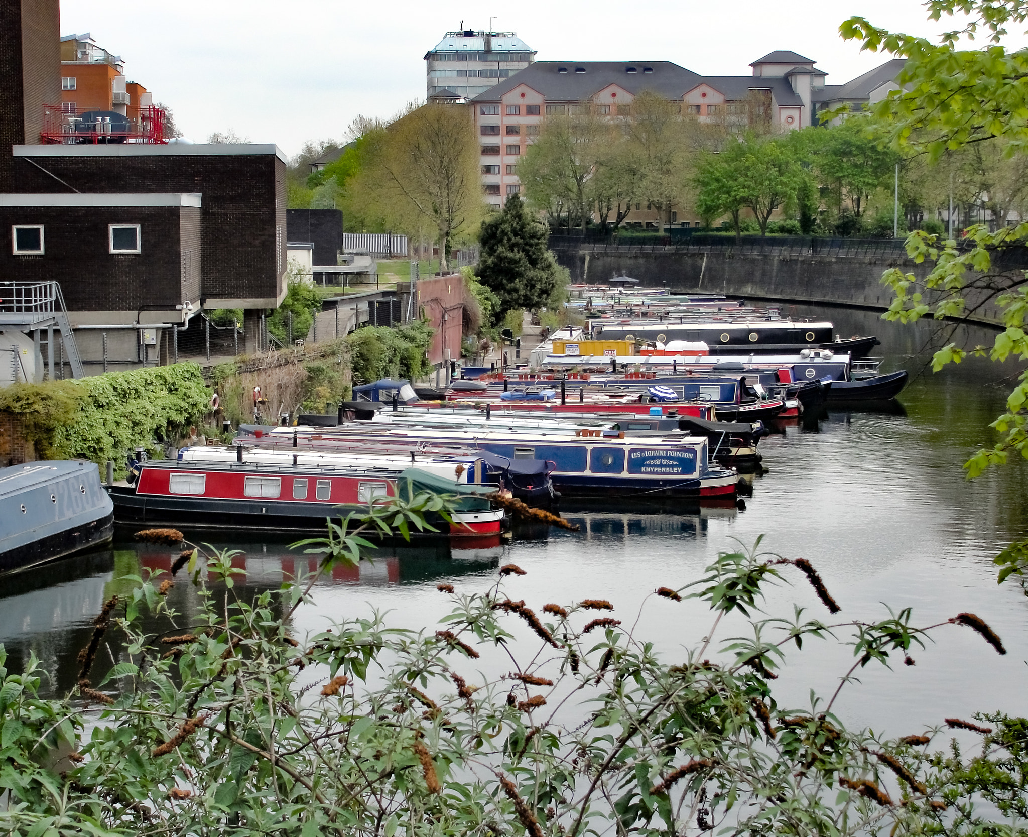 Sony Cyber-shot DSC-H20 sample photo. Boats on a  waterway, london photography