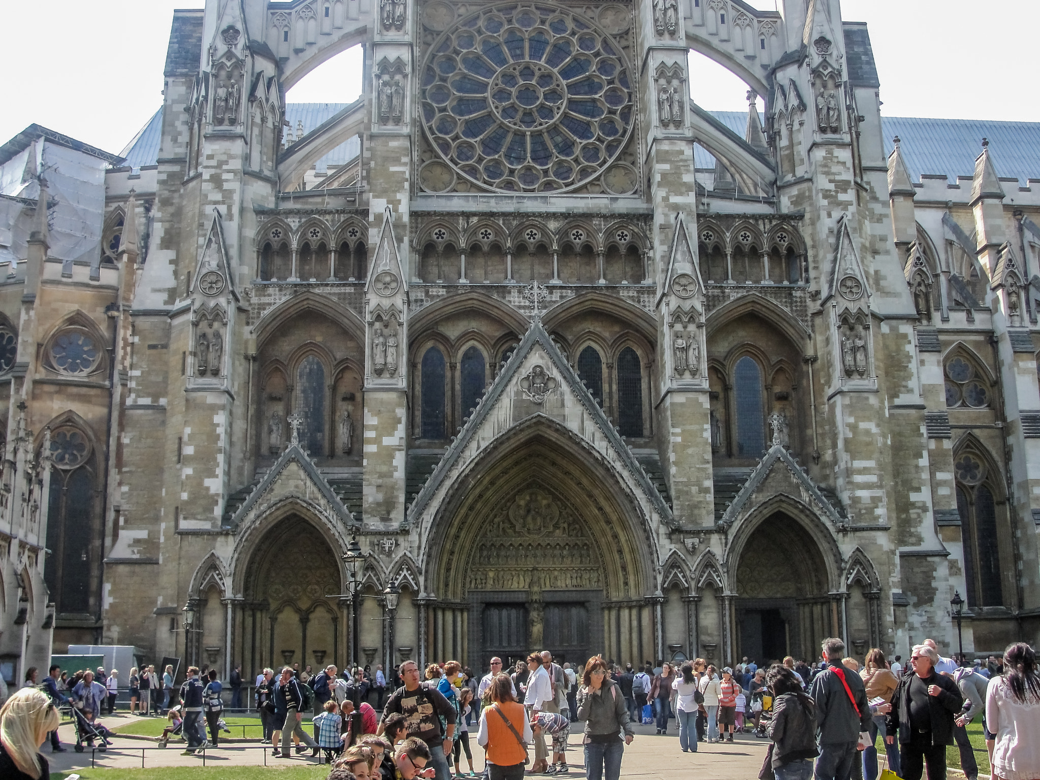 Sony Cyber-shot DSC-H20 sample photo. Westminster abbey photography