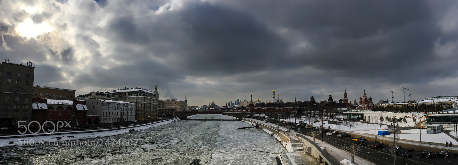 Apple iPhone 6s sample photo. Winter in moscow photography