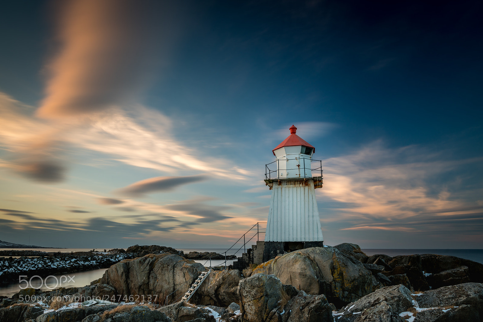 Sony a7R III sample photo. ... sunset at the lighthouse photography