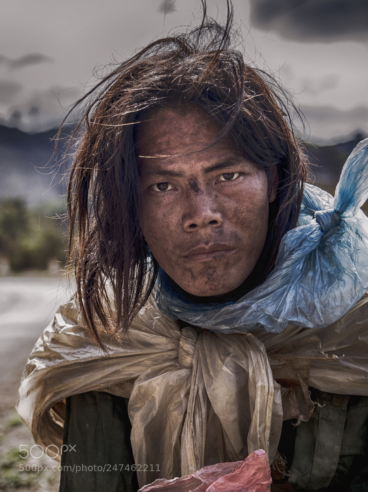 Canon EOS 600D (Rebel EOS T3i / EOS Kiss X5) sample photo. The beggar photography
