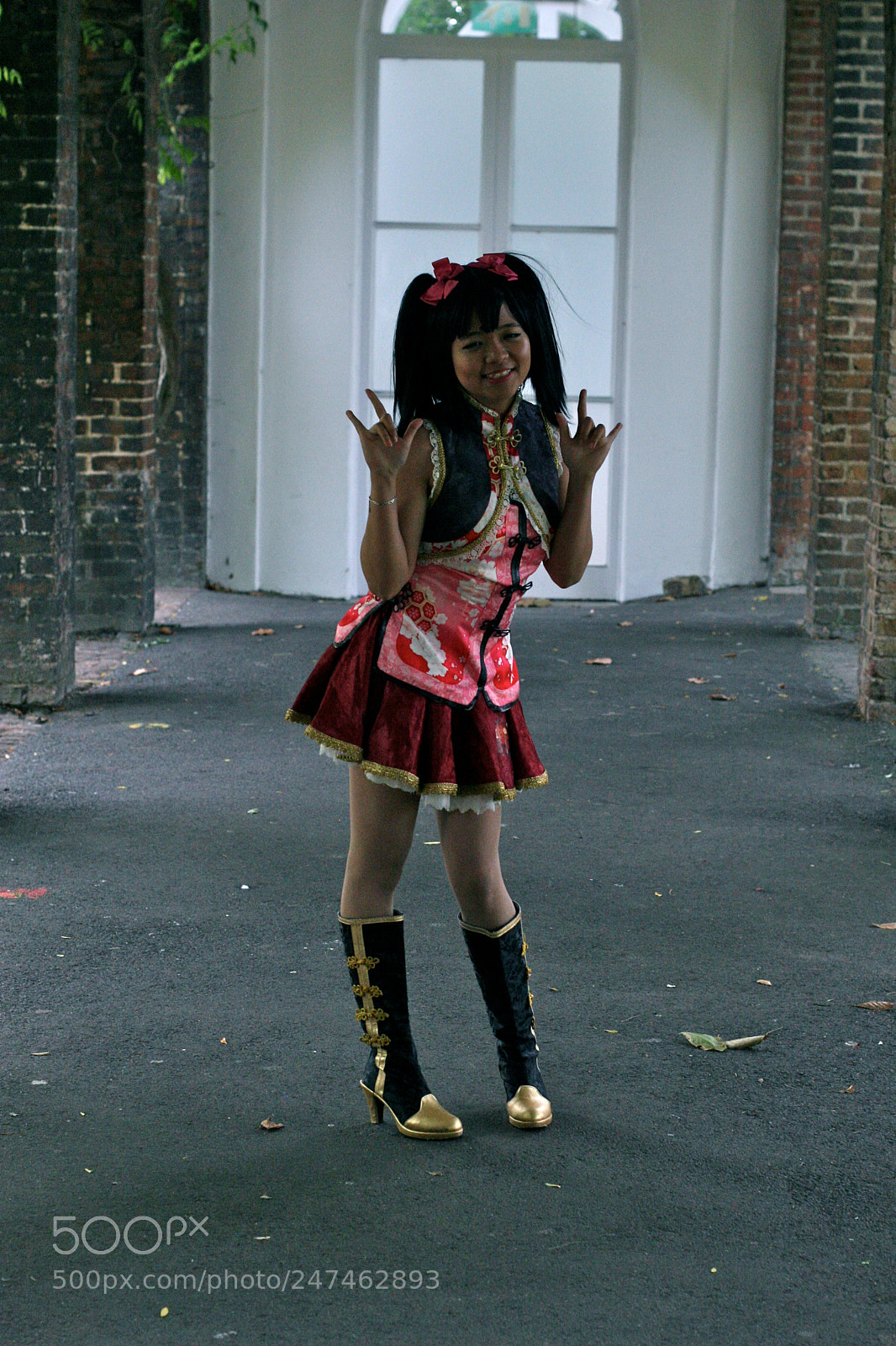 Canon EOS 30D sample photo. Quirky girl photography