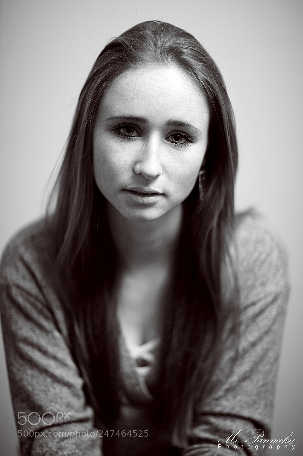 Canon EOS 5D sample photo. Julia b&w photography