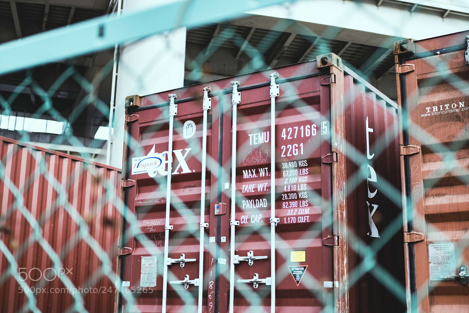 Olympus PEN-F sample photo. Box photography