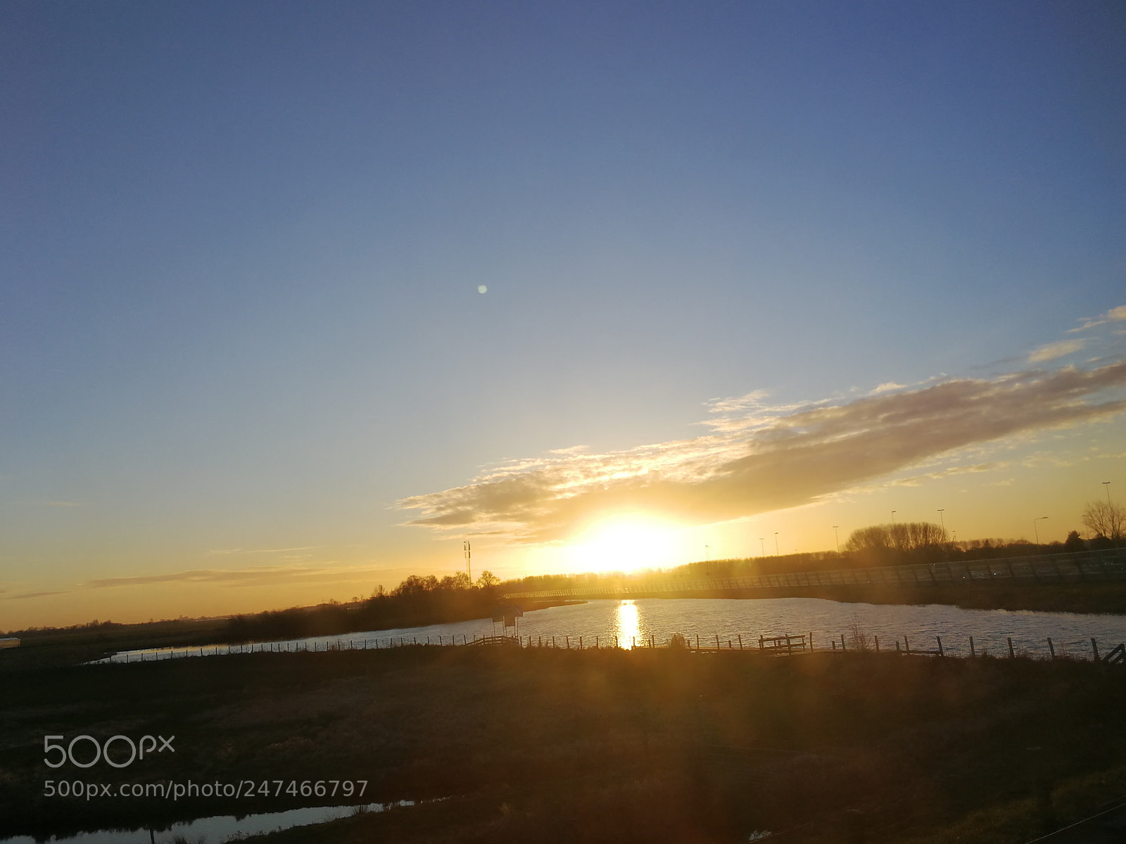 HUAWEI P10 sample photo. Evening in holland photography