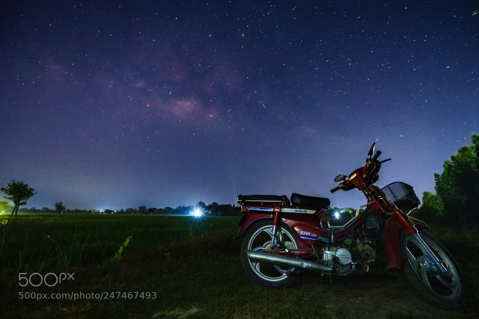 Sony a7 II sample photo. Moto and milkyway photography