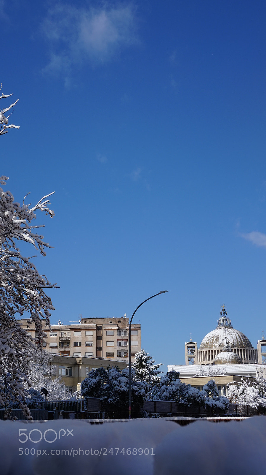 Sony Alpha a5000 (ILCE 5000) sample photo. Rome's snow photography