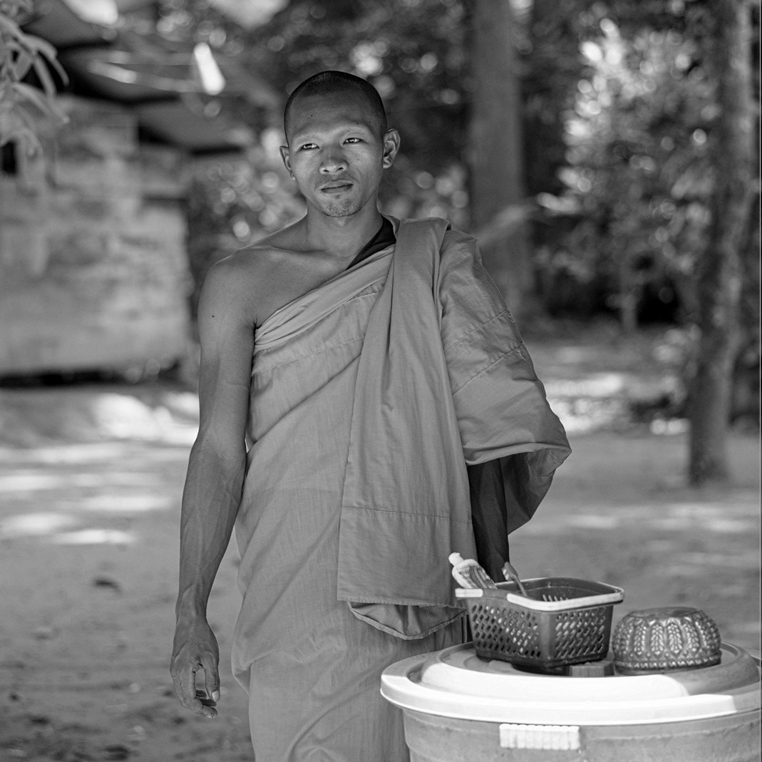 Sony Alpha DSLR-A850 + Sony 85mm F2.8 SAM sample photo. Angkor`s monk photography