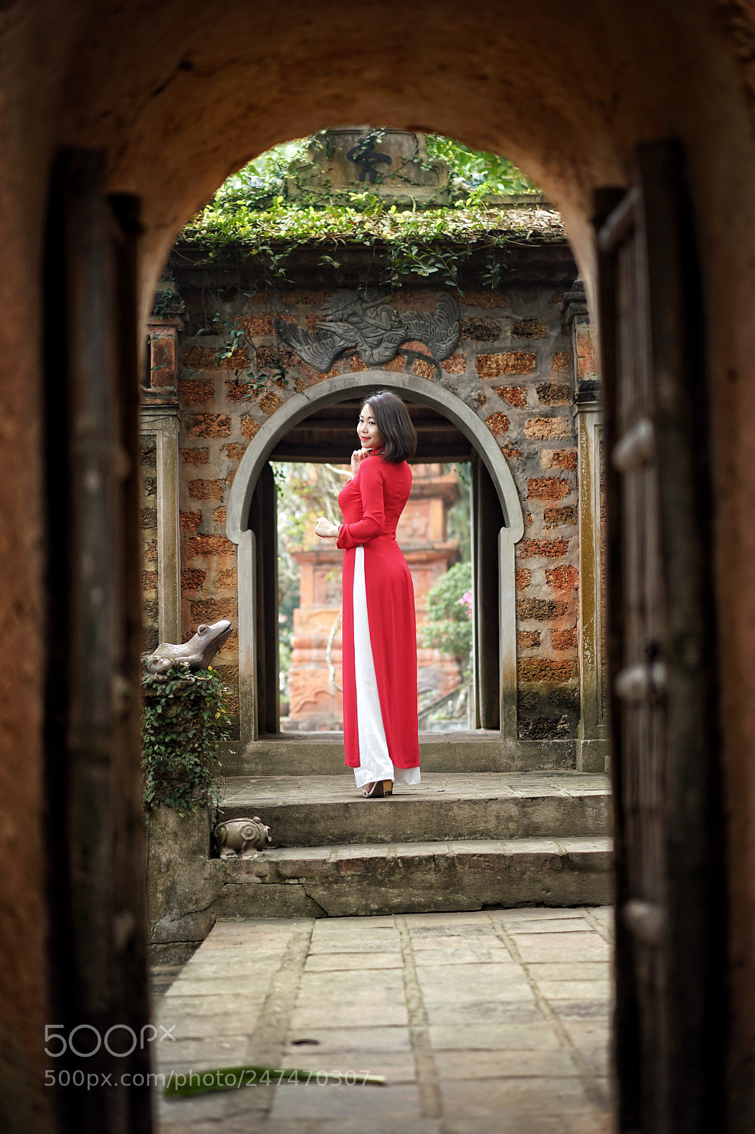 Sony a7 II sample photo. Aodai in thanh chuong photography