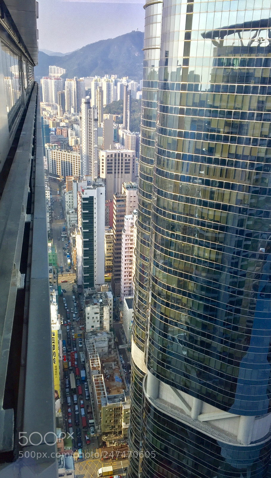Apple iPhone 6 sample photo. Shanghai street in hong photography