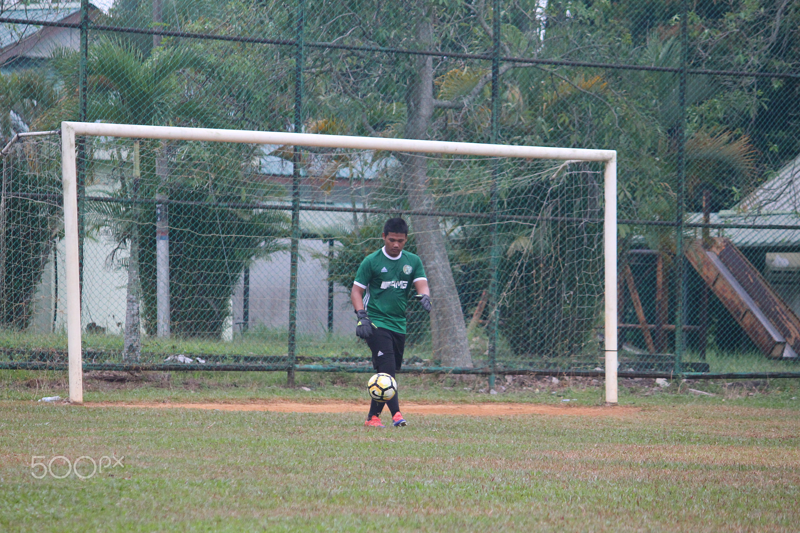 Canon EF-S 55-250mm F4-5.6 IS sample photo. Friendly match :- meru tengah fc v pineapple fc photography