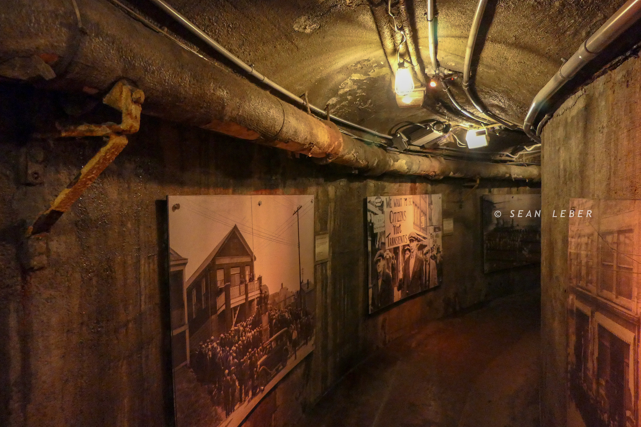 Panasonic Lumix DMC-FZ2500 (Lumix DMC-FZ2000) sample photo. Tunnel to stables photography