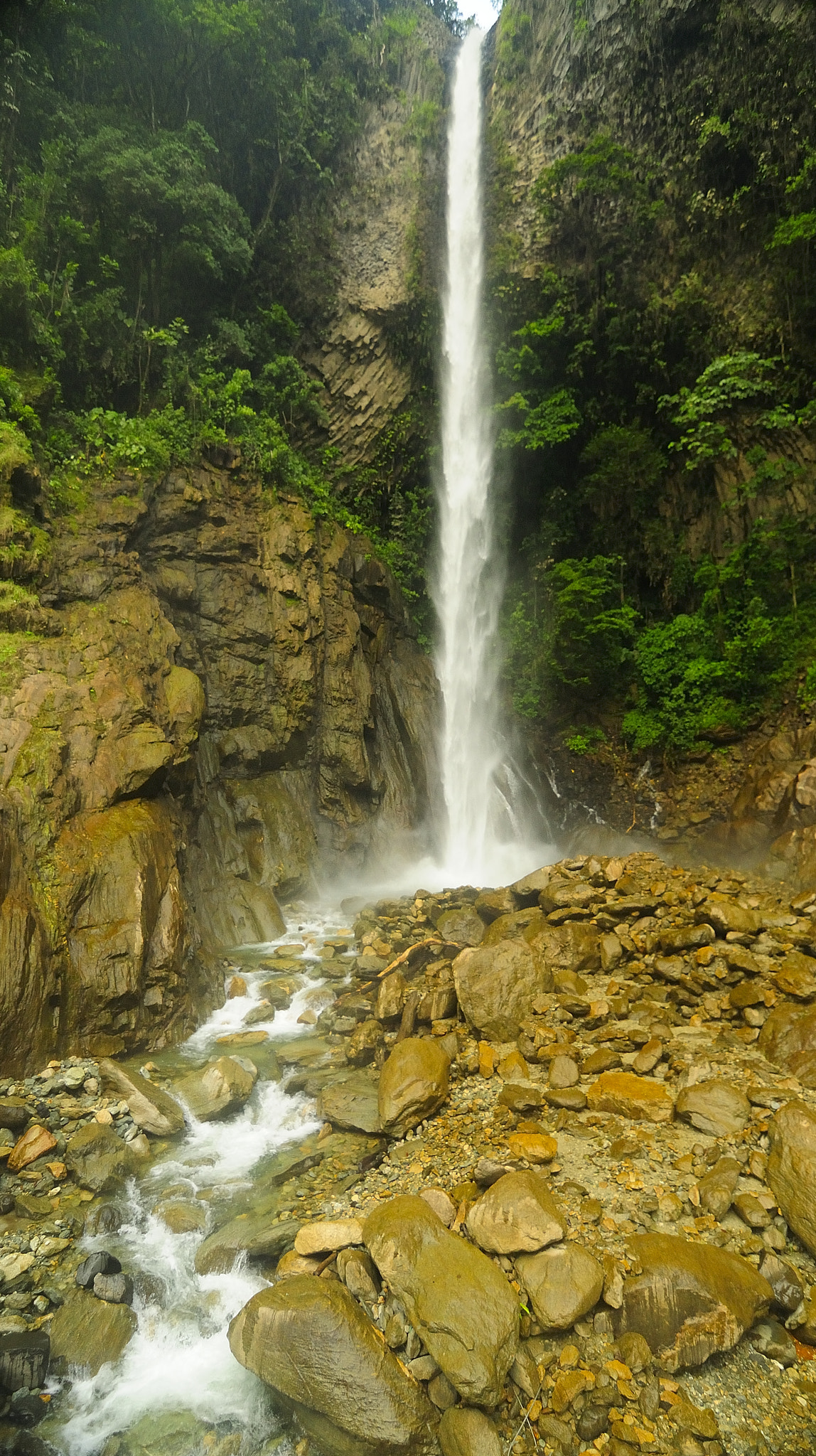 Nikon D90 sample photo. Cascada del rocio photography