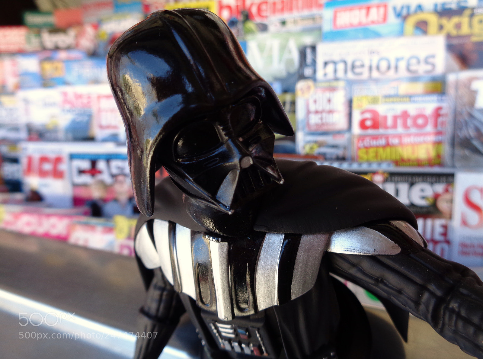 Sony Cyber-shot DSC-W830 sample photo. Darth vader en prensa photography