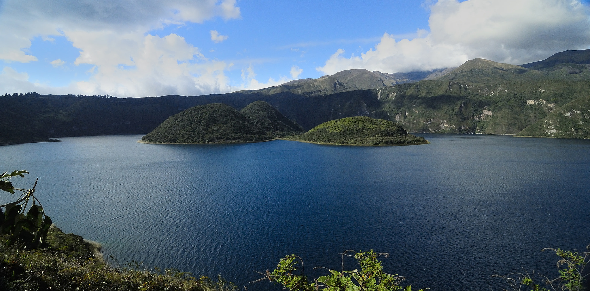 Nikon D90 sample photo. Laguna cuicocha photography