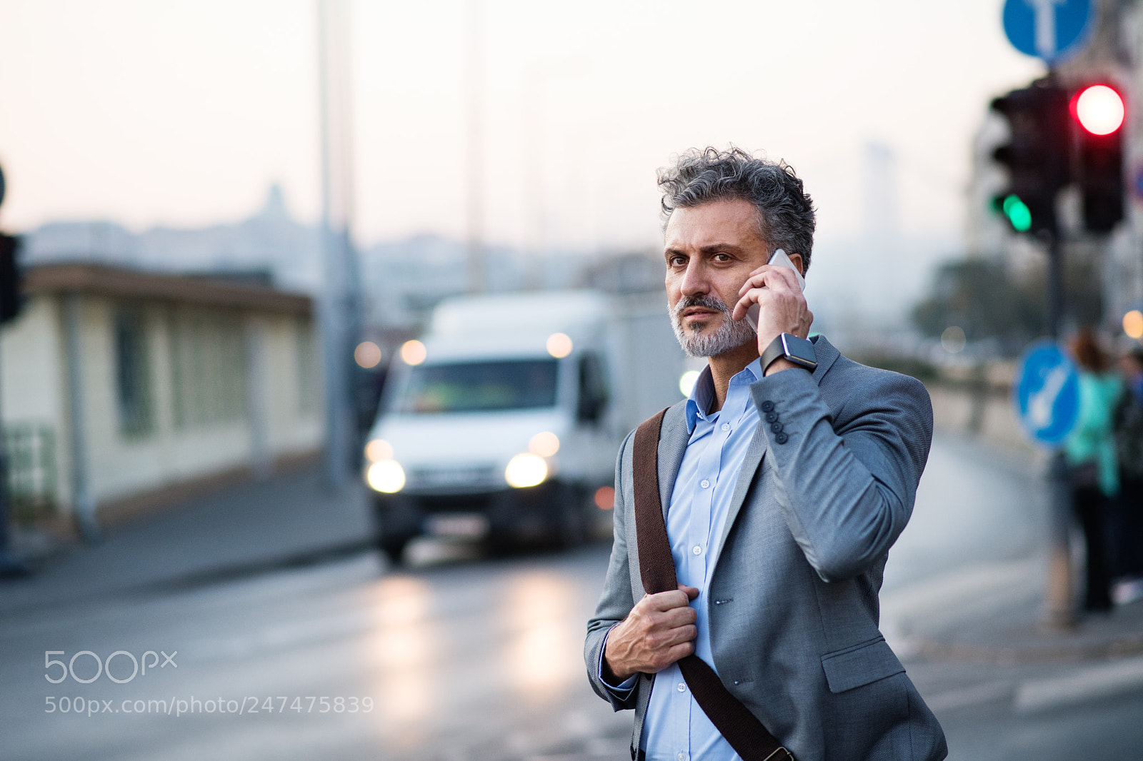 Nikon D5 sample photo. Mature businessman with smartphone photography