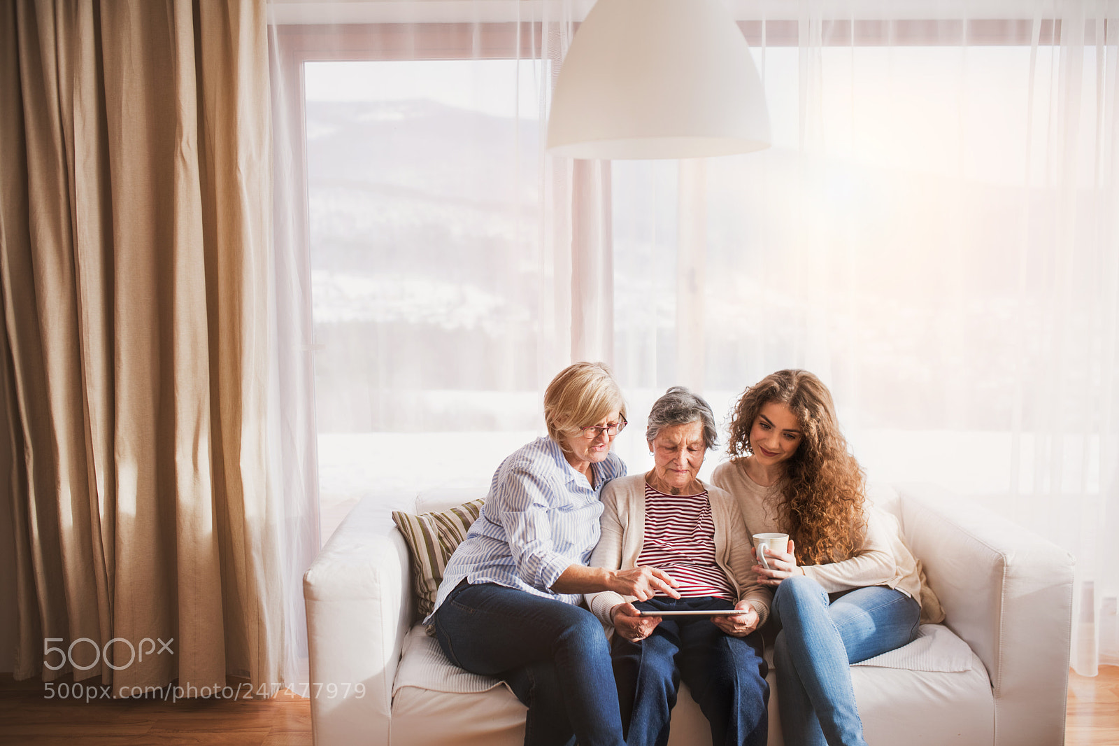Nikon D5 sample photo. A teenage girl, mother photography