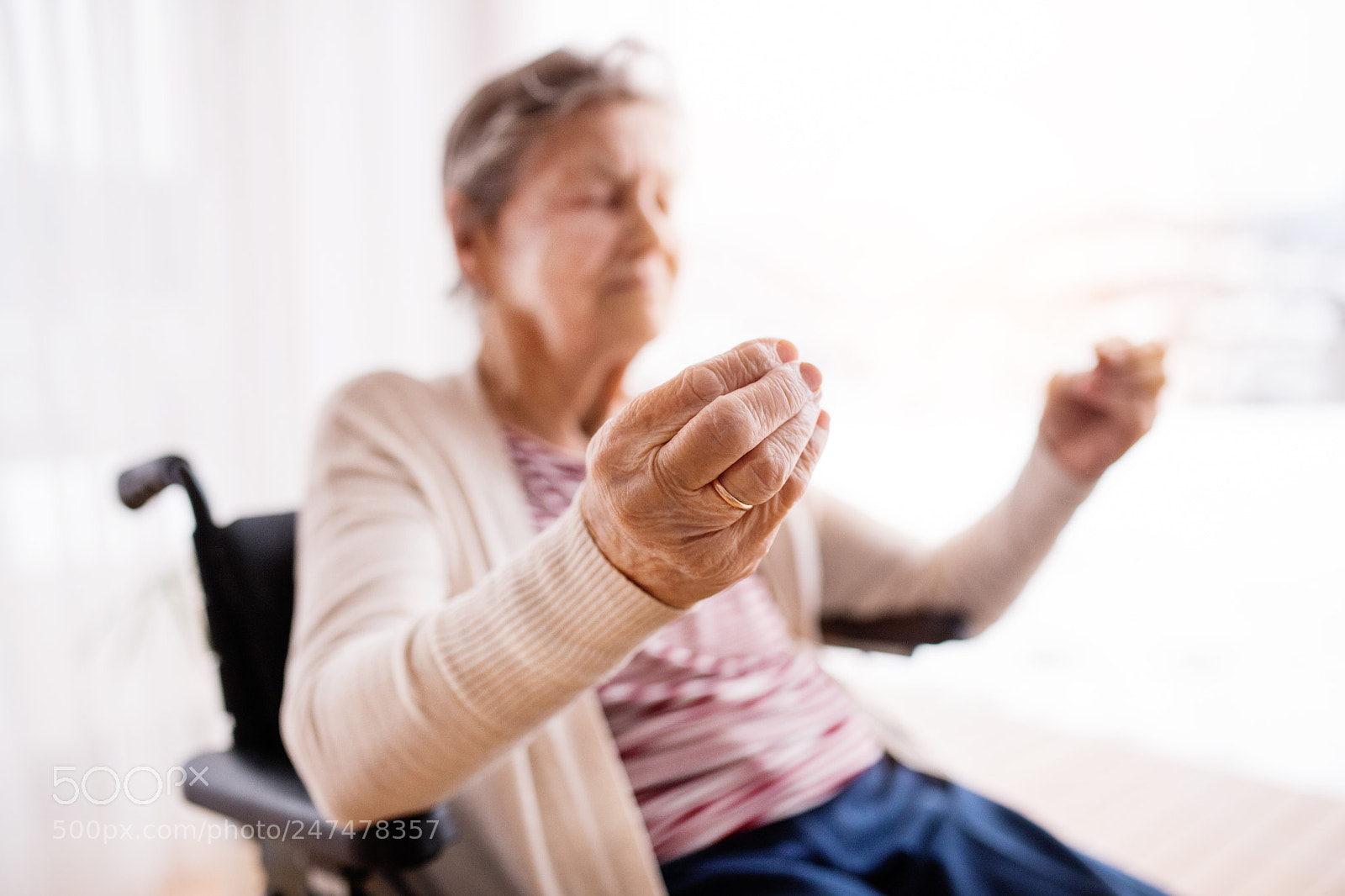Nikon D5 sample photo. Senior woman in wheelchair photography
