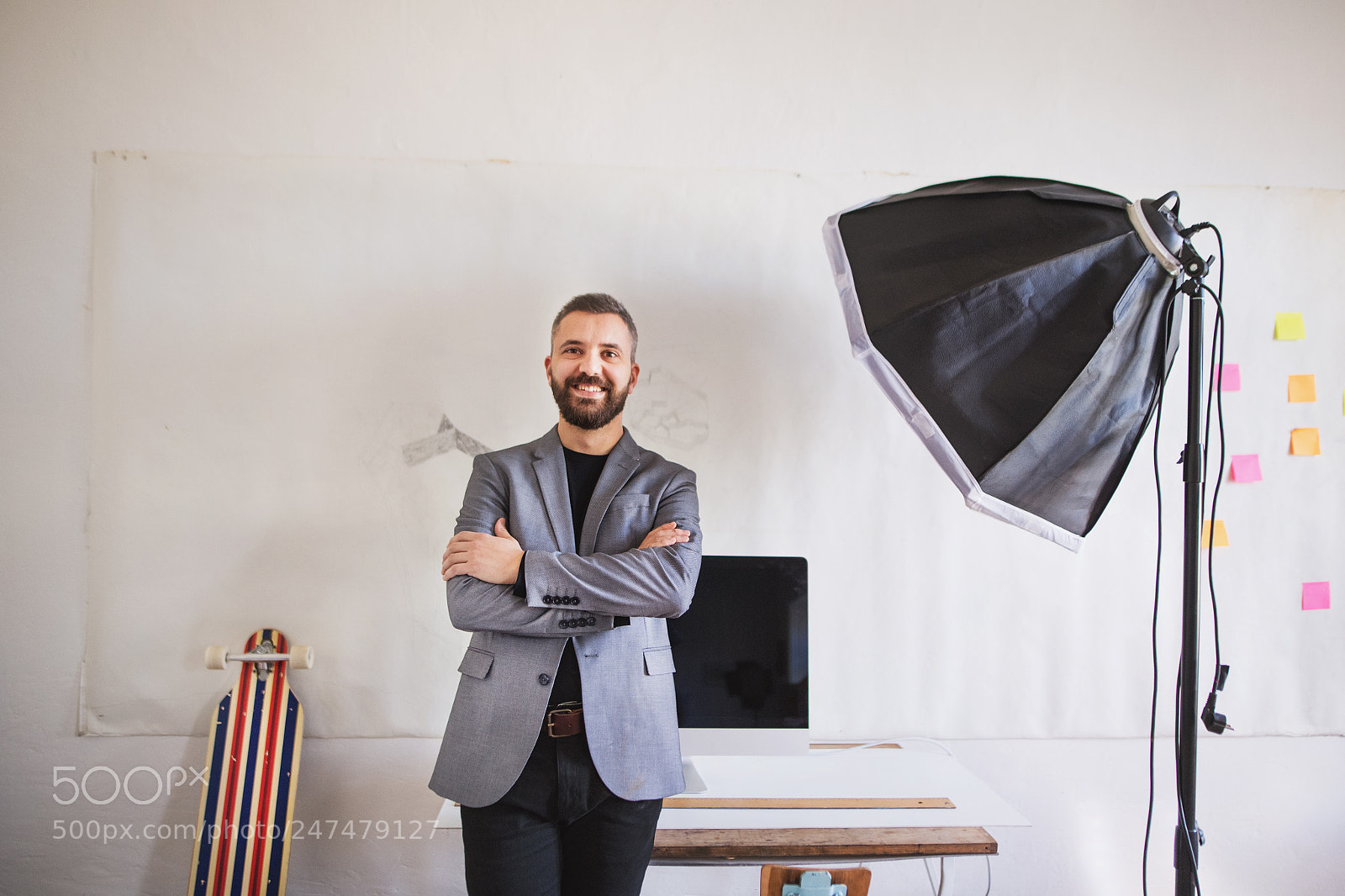 Nikon D5 sample photo. Businessman standing at the photography
