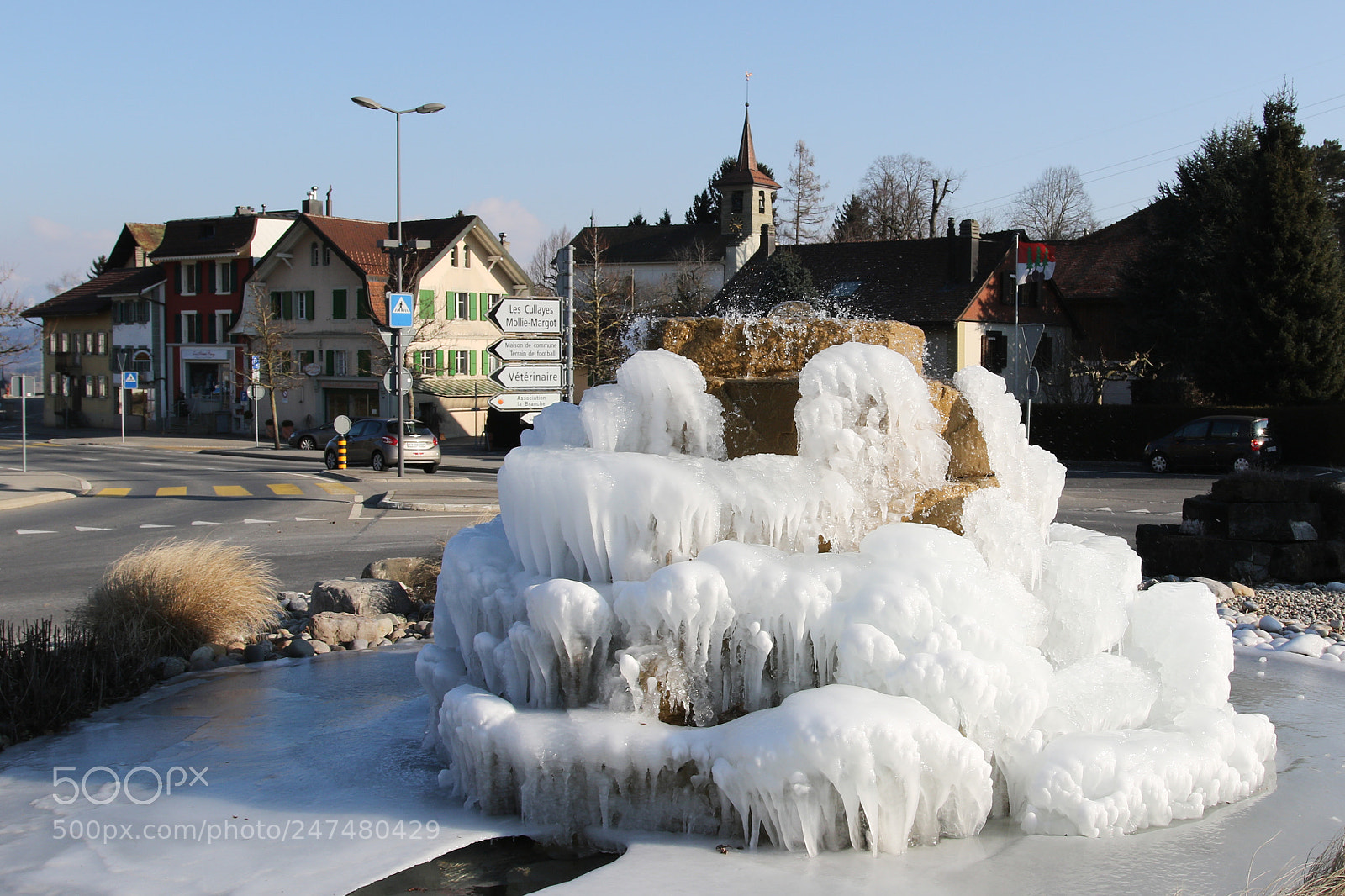 Canon EOS 7D Mark II sample photo. Savigny fountain photography