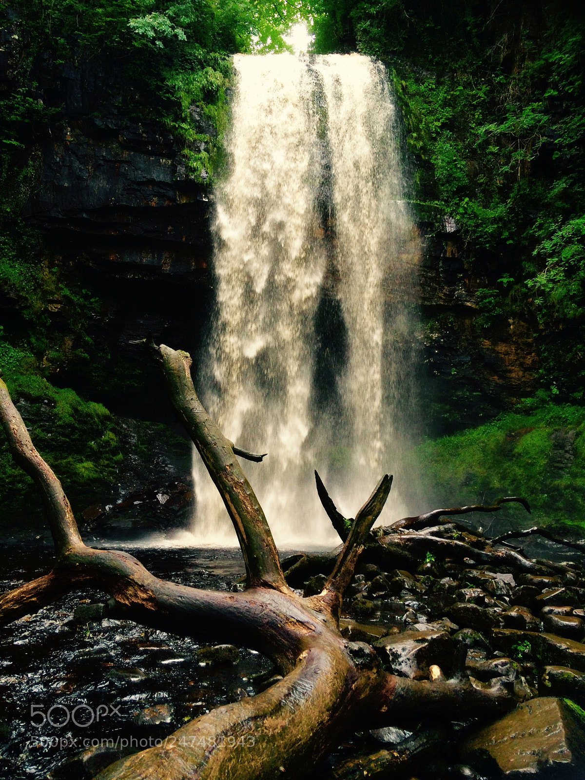 Apple iPhone 5s sample photo. Welsh wales nice little photography