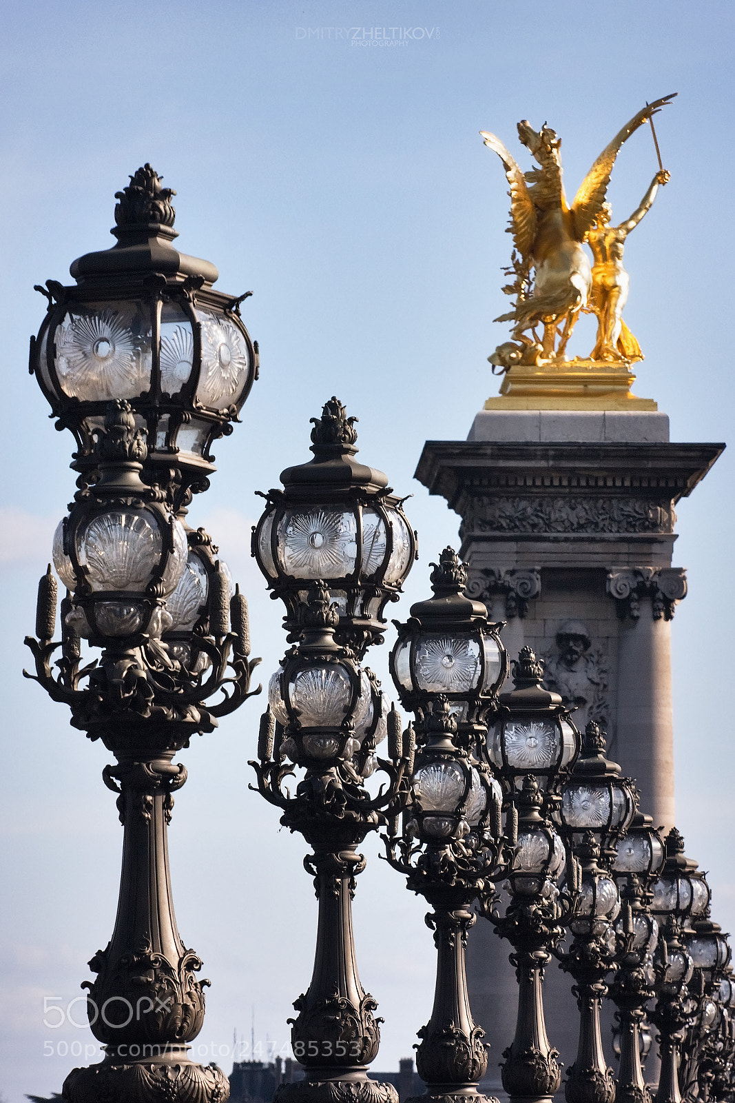 Canon EOS 40D sample photo. Lanterns and sculptures on photography