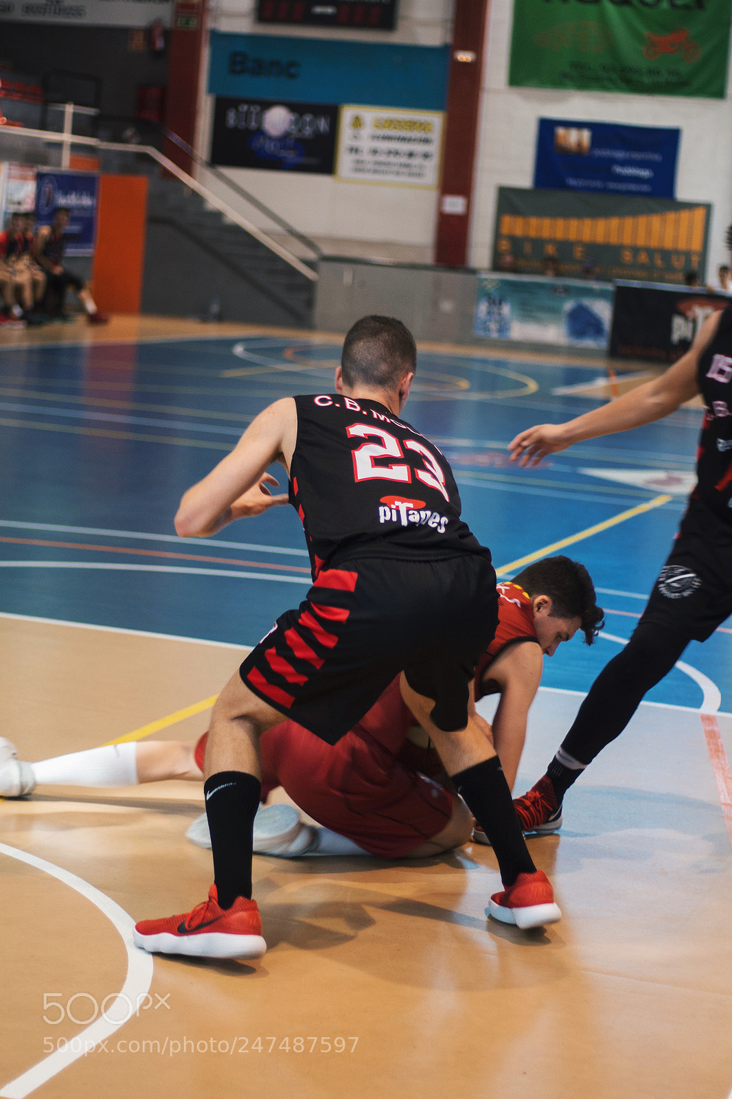 Canon EOS 700D (EOS Rebel T5i / EOS Kiss X7i) sample photo. Basketball photography