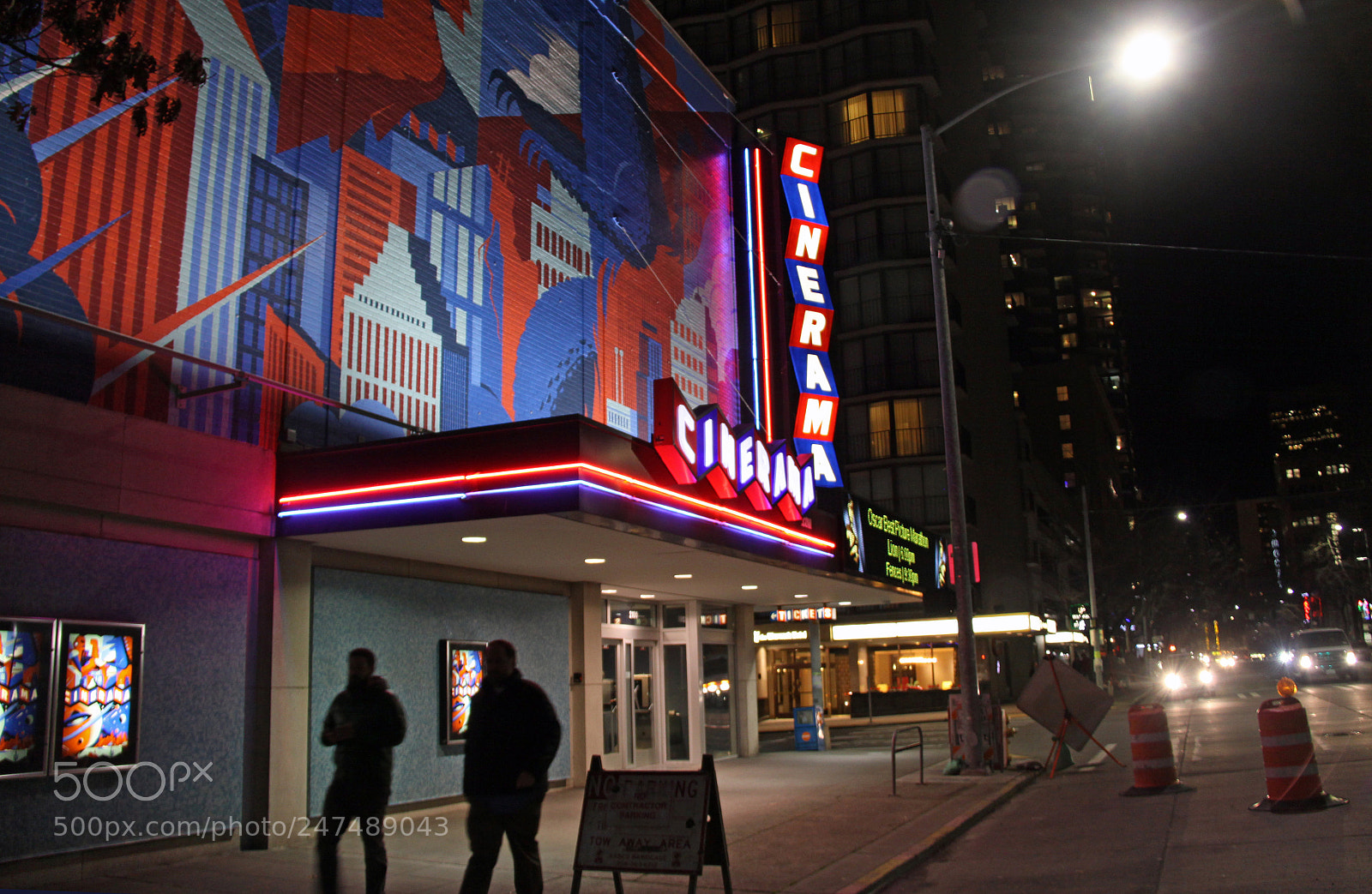 Canon EOS 50D sample photo. Cinerama theater, seattle photography