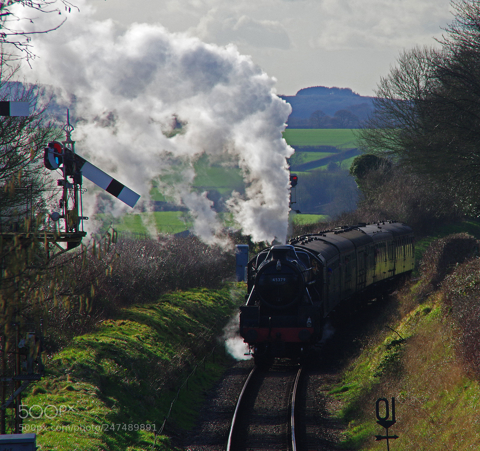 Pentax K-3 sample photo. Rd16270. 45379 approaching ropley. photography