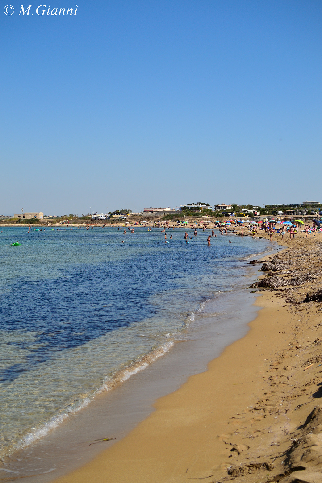 Nikon D3100 + Nikon AF-S DX Nikkor 35mm F1.8G sample photo. Playa carratois photography