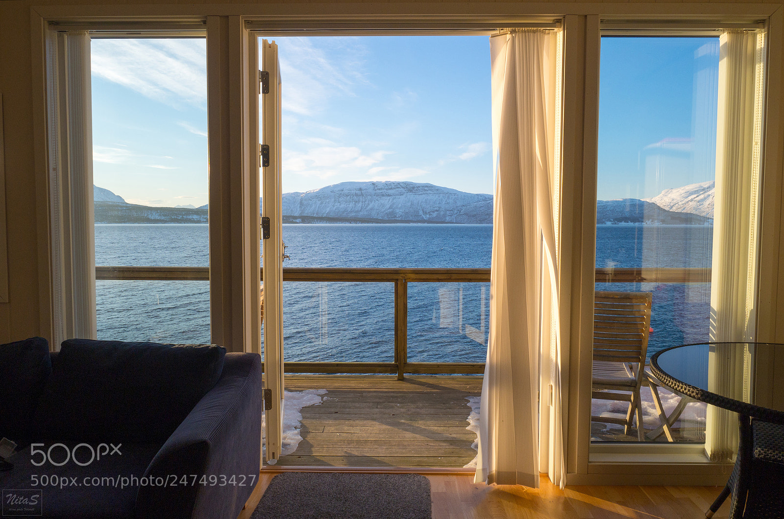 Olympus OM-D E-M1 Mark II sample photo. A place to relax photography