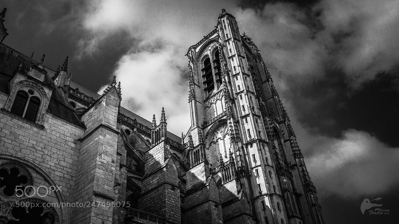 Canon EOS 700D (EOS Rebel T5i / EOS Kiss X7i) sample photo. Bourges photography