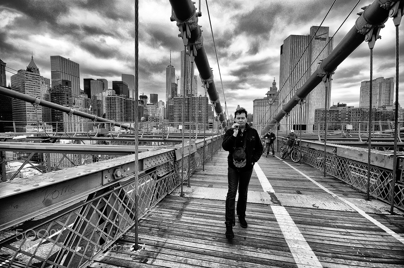 Sony SLT-A57 sample photo. Brooklyn bridge filming photography