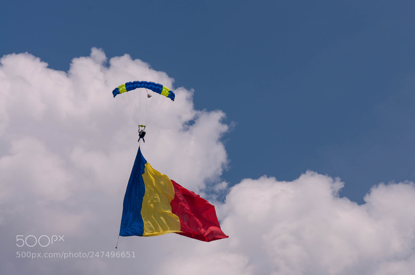 Nikon D90 sample photo. Parachutist photography