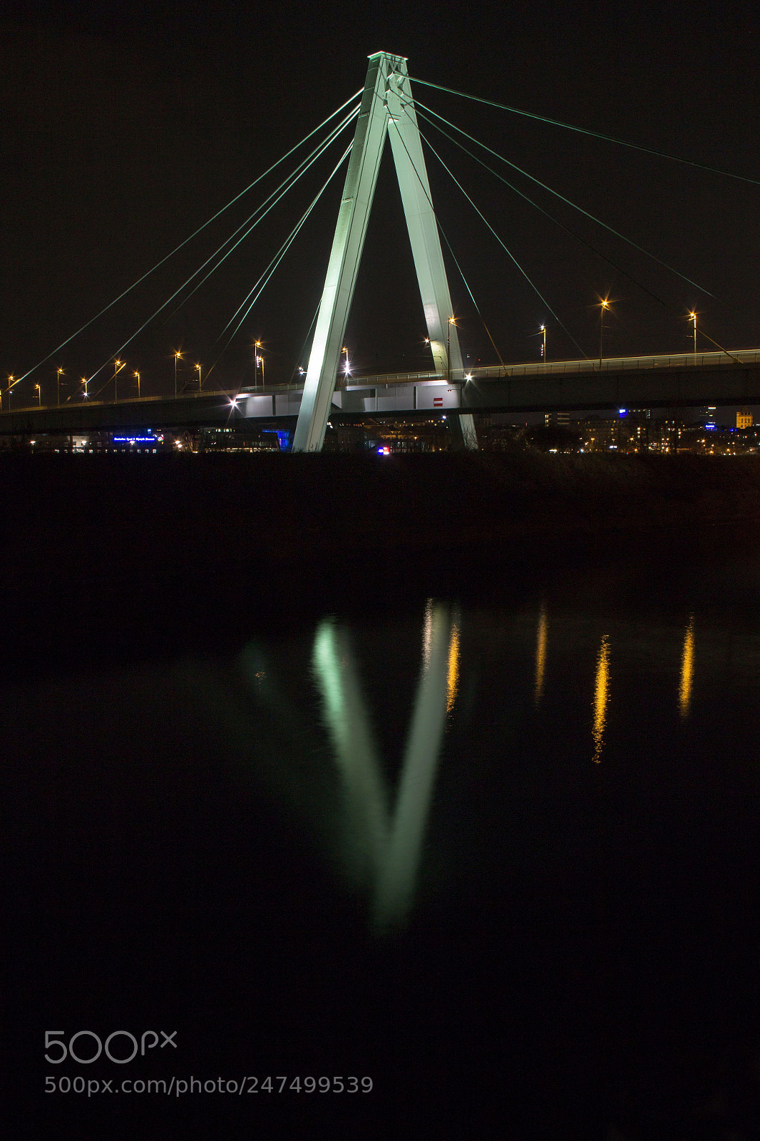 Canon EOS 600D (Rebel EOS T3i / EOS Kiss X5) sample photo. Severinsbr cke - cologne photography