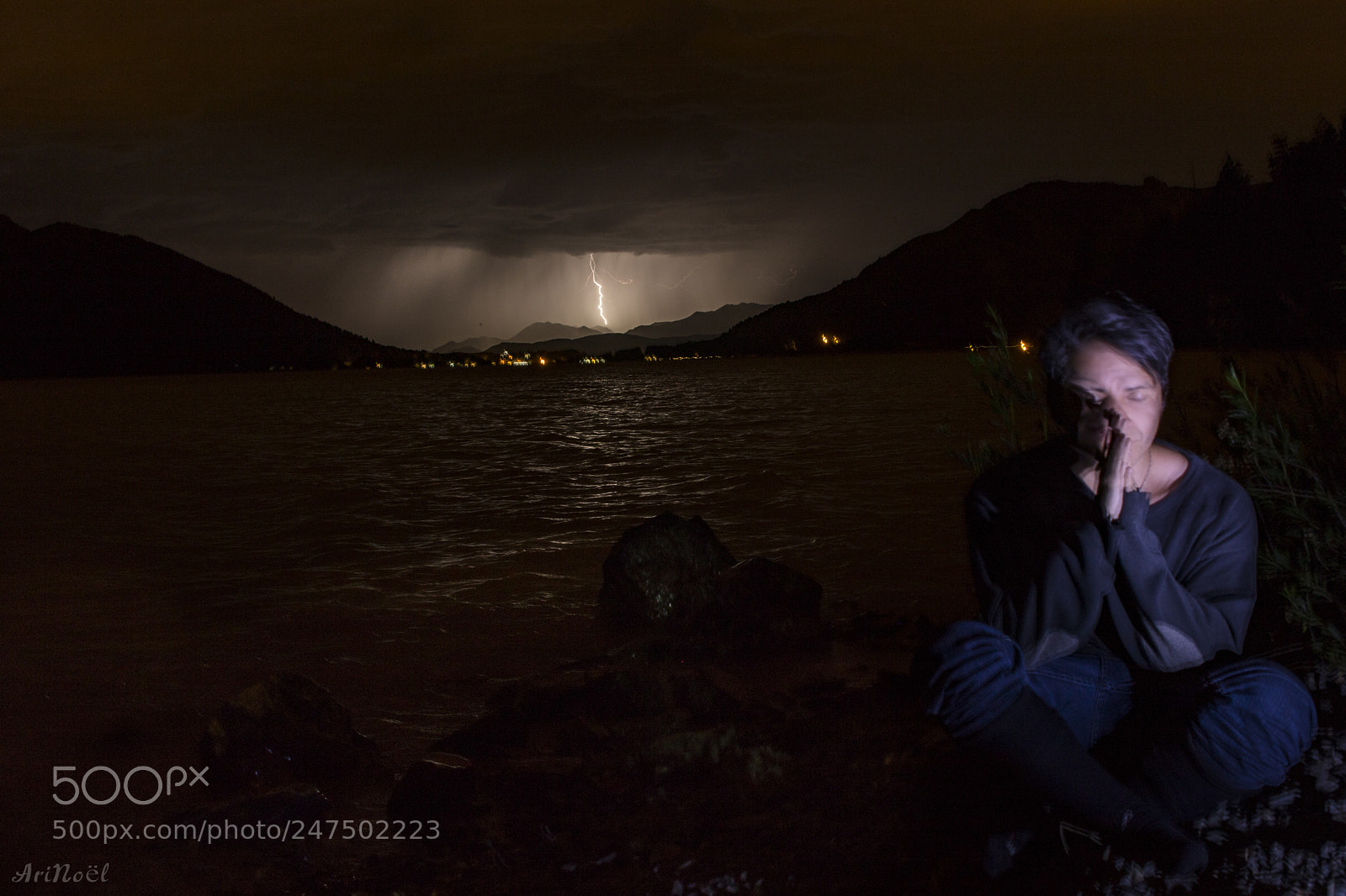 Canon EOS 750D (EOS Rebel T6i / EOS Kiss X8i) sample photo. Invoking the storm photography