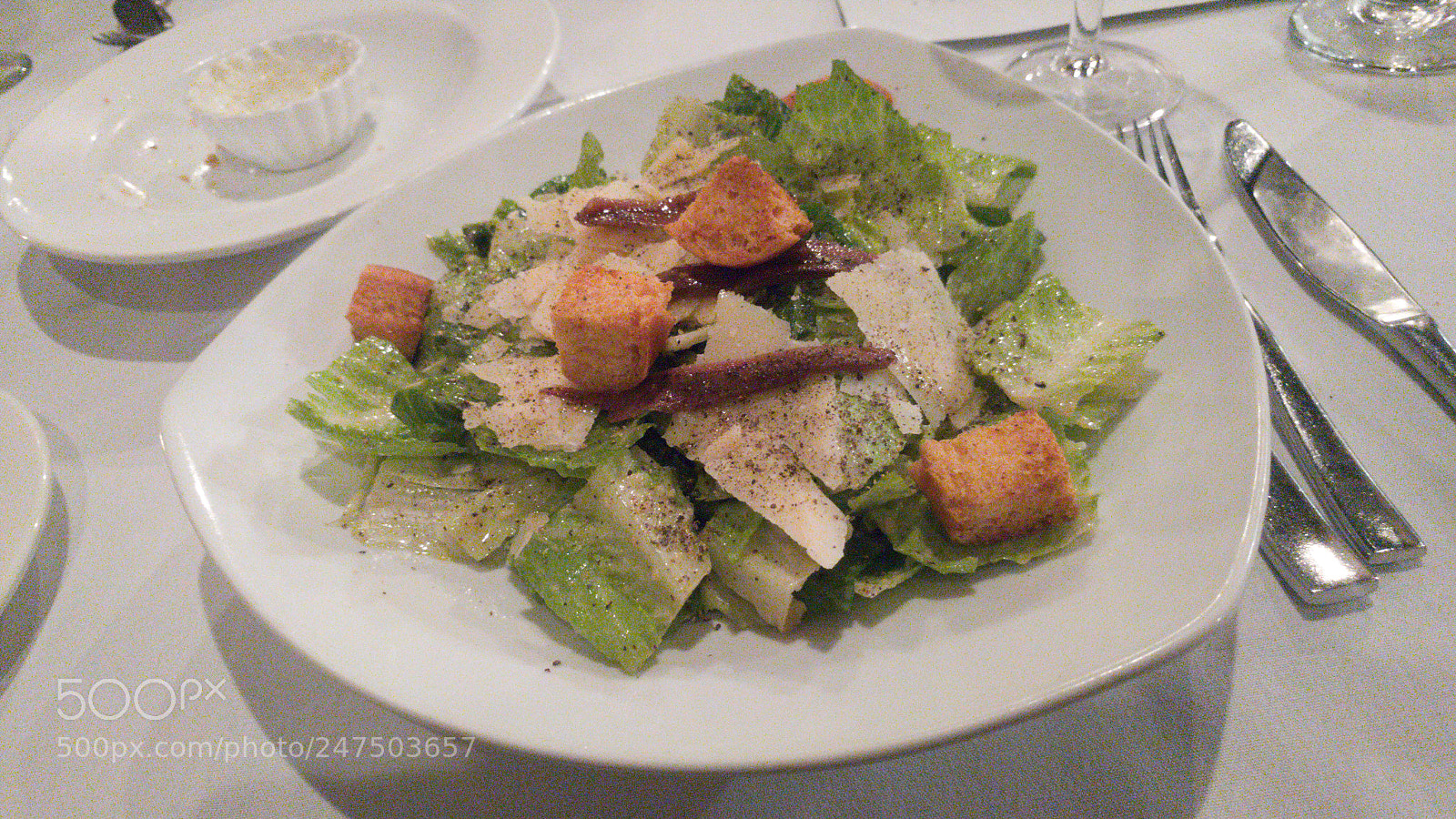 LG G5 sample photo. Caesar salad with anchovies photography