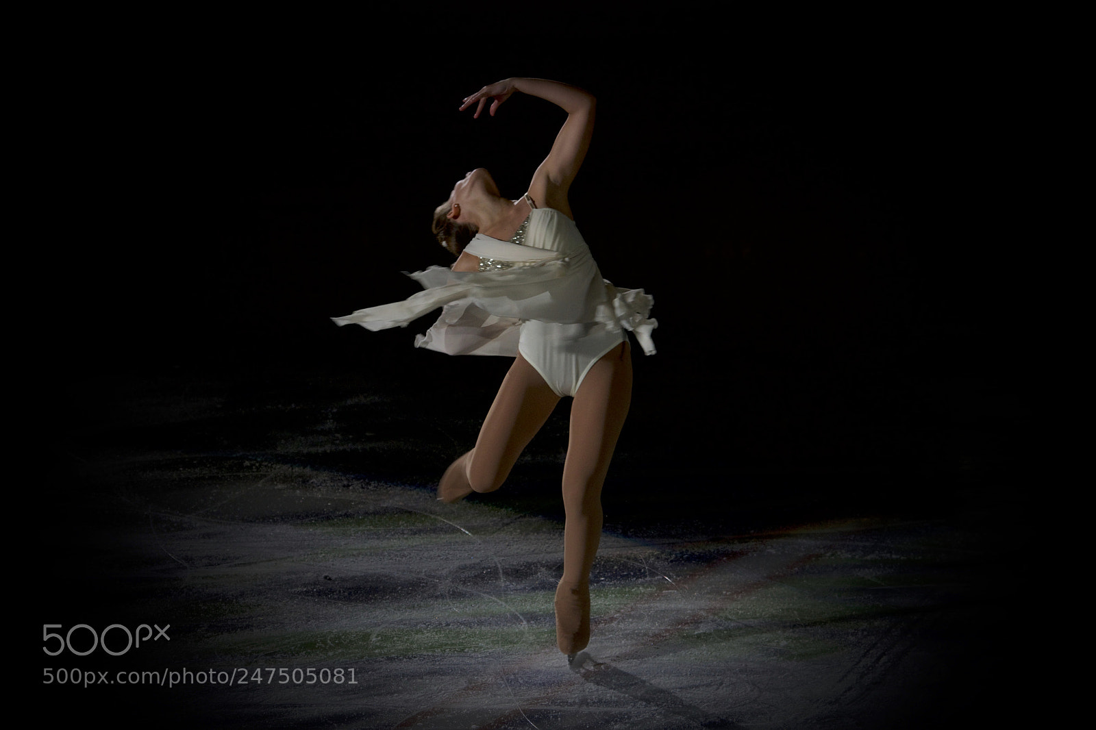 Nikon D500 sample photo. Centrifugal beauty photography