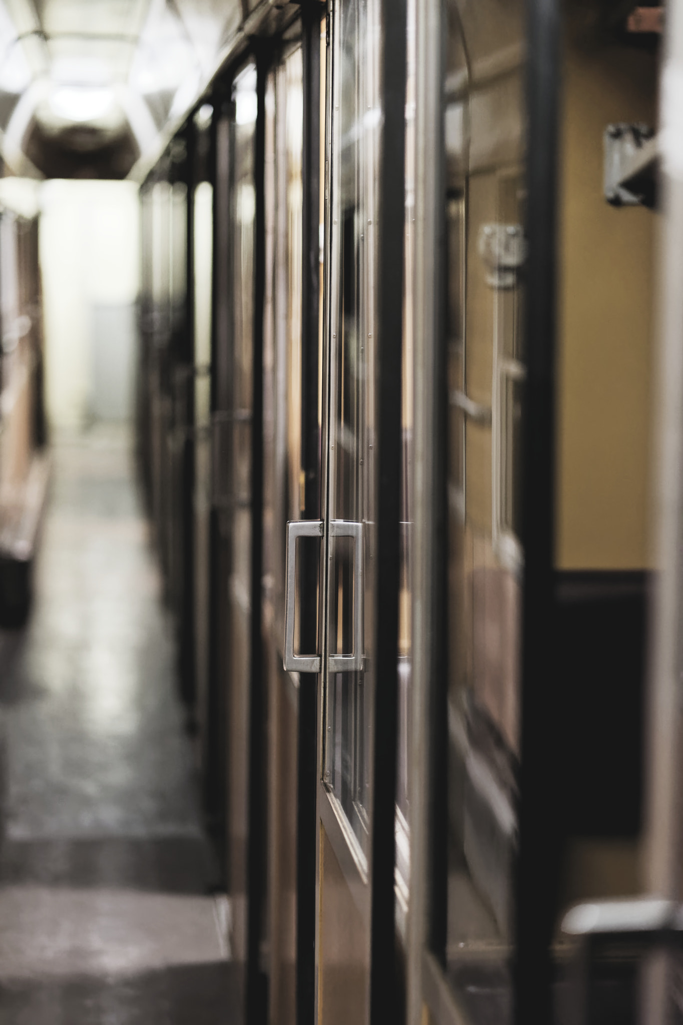 ZEISS Batis 85mm F1.8 sample photo. Night on the train photography