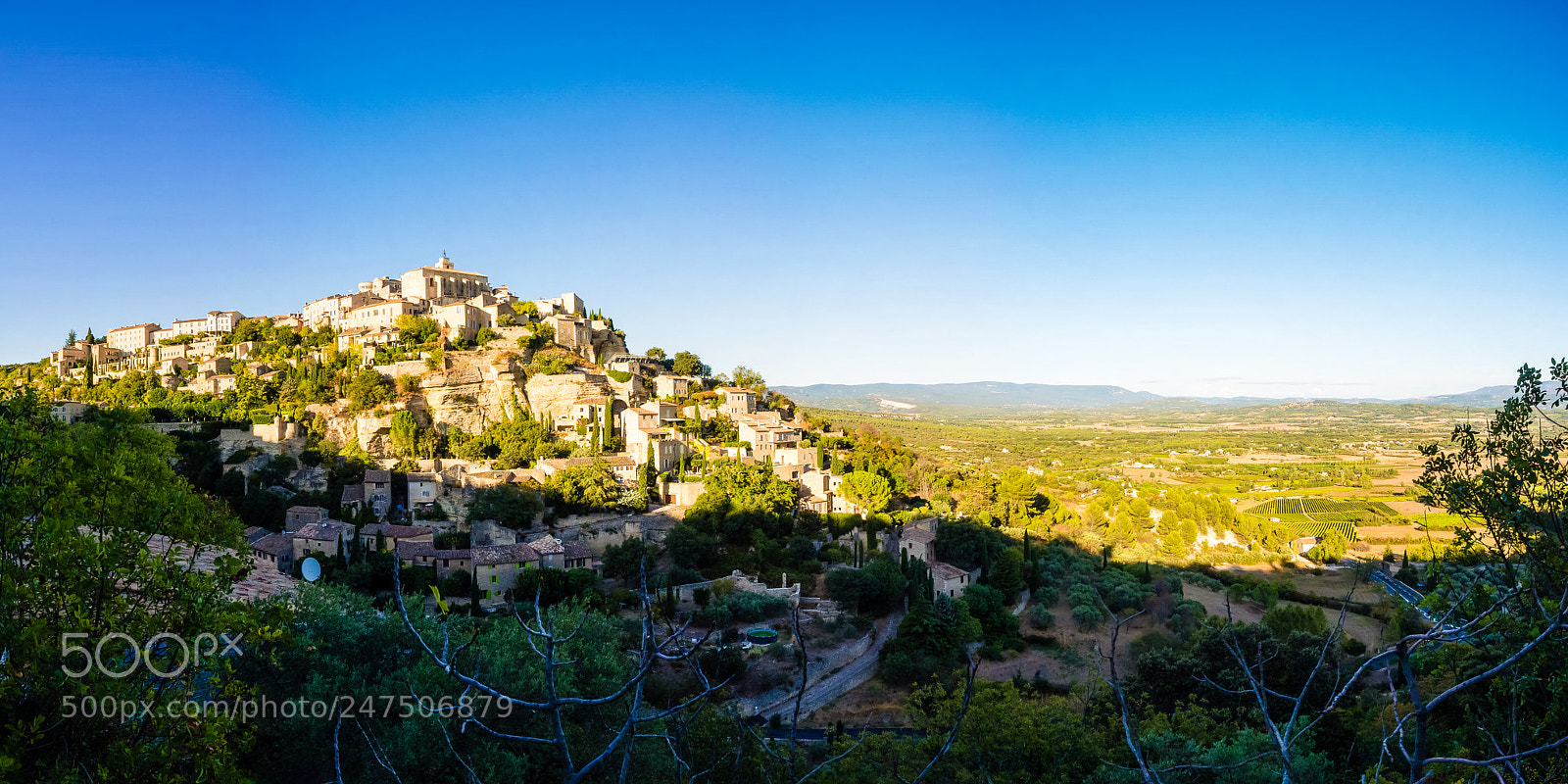 Olympus OM-D E-M5 sample photo. Gordes photography
