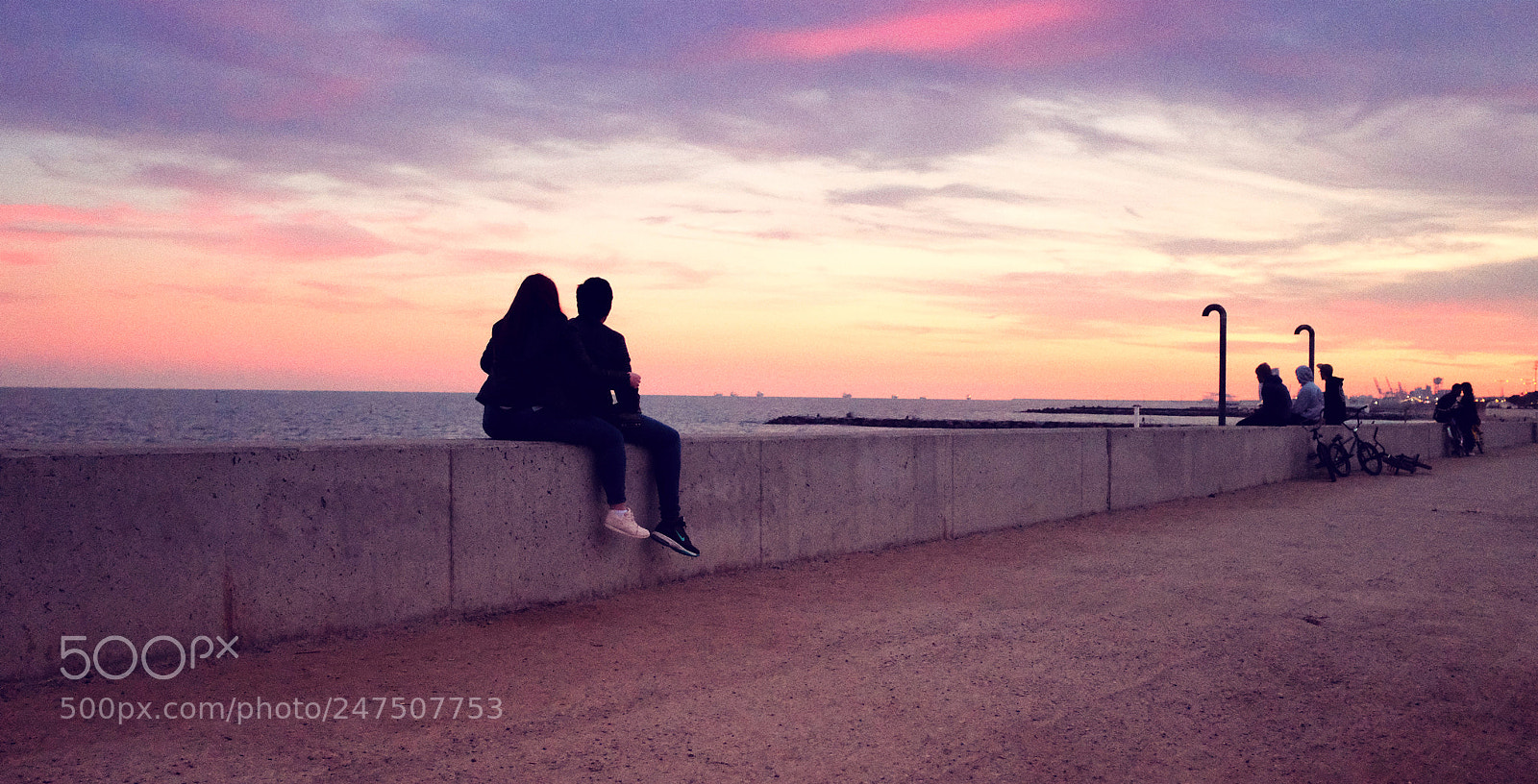 Fujifilm X100F sample photo. Sunset lovers photography