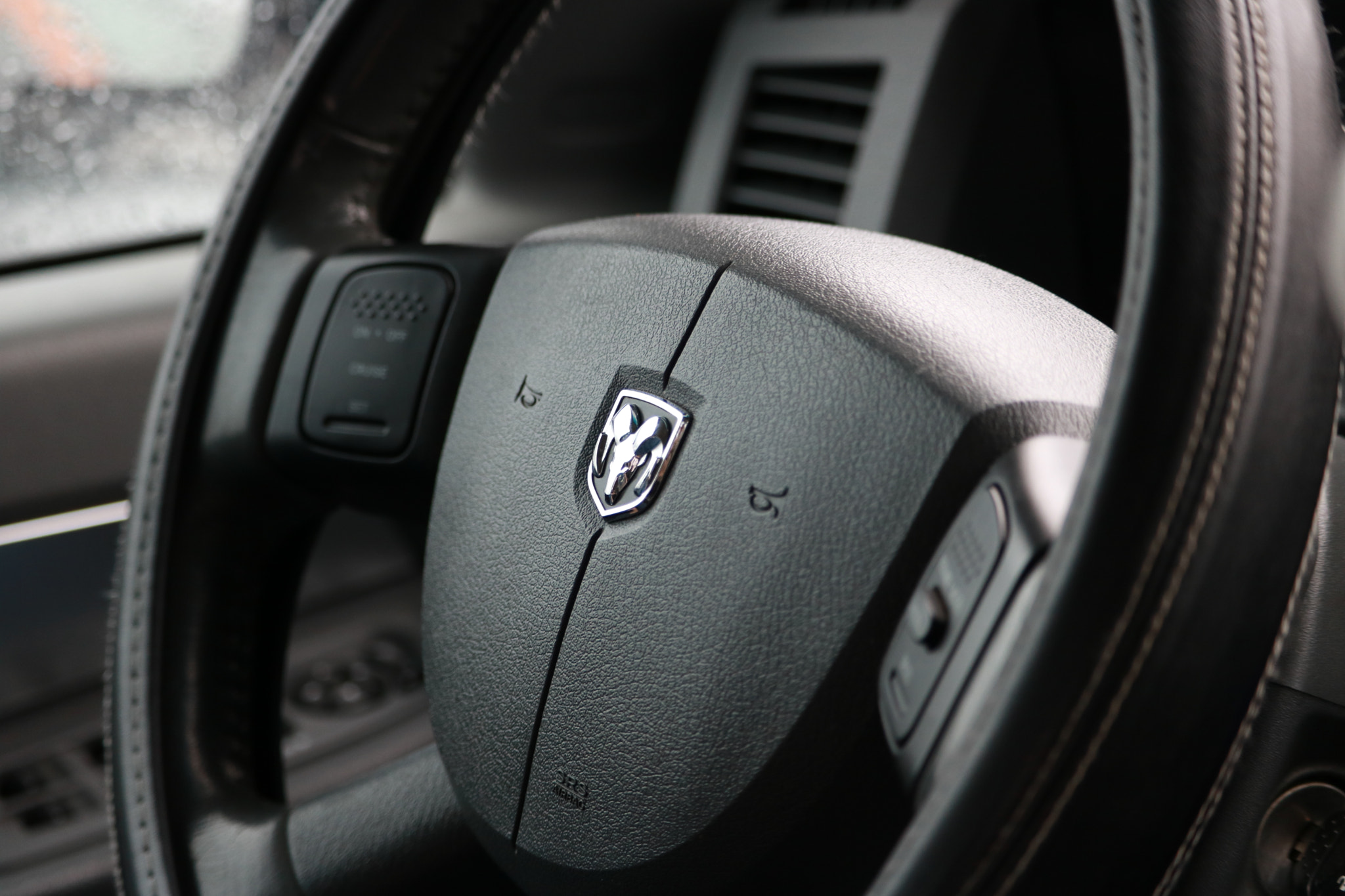 Canon EOS 750D (EOS Rebel T6i / EOS Kiss X8i) sample photo. Dodge ram photography