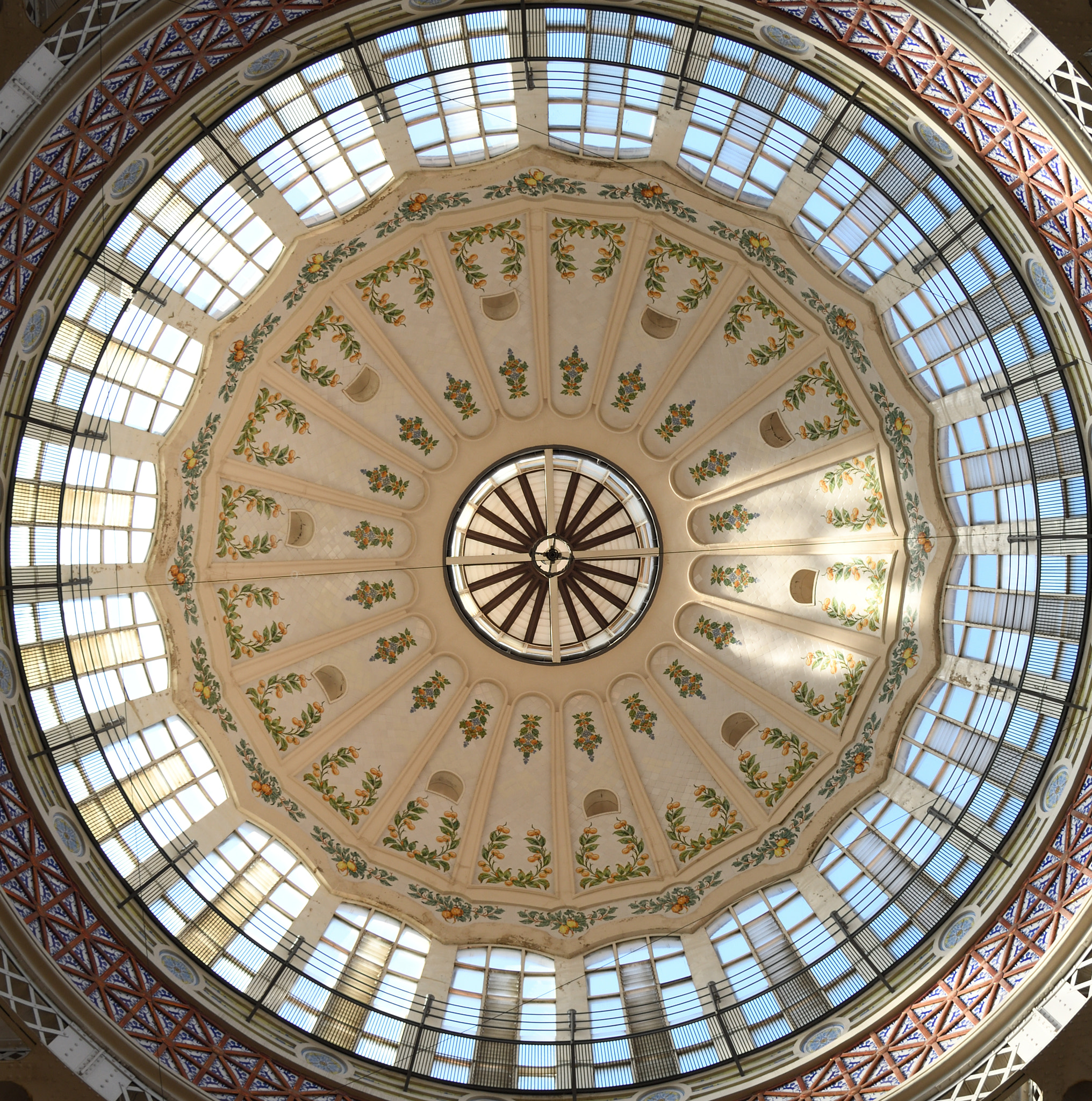 Nikon D7500 sample photo. Valencia´s  central market photography