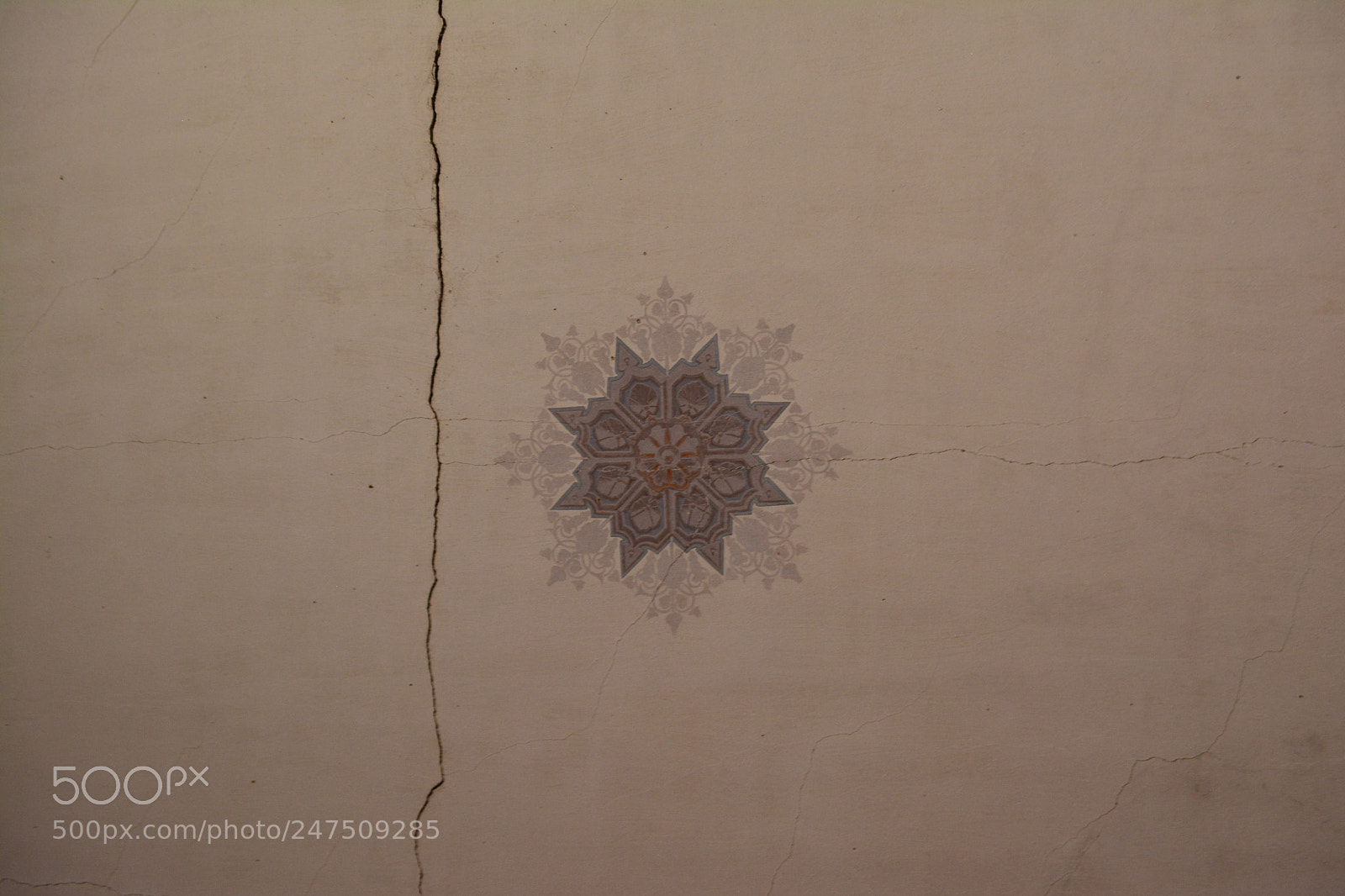 Nikon D5200 sample photo. Ceiling imperfection photography