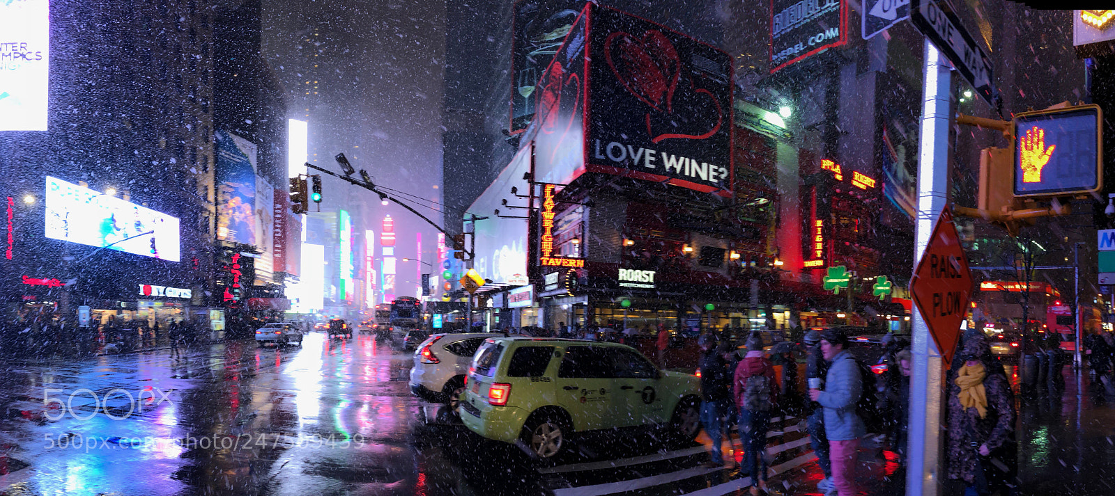 Apple iPhone X sample photo. Snowing :: timesquare photography