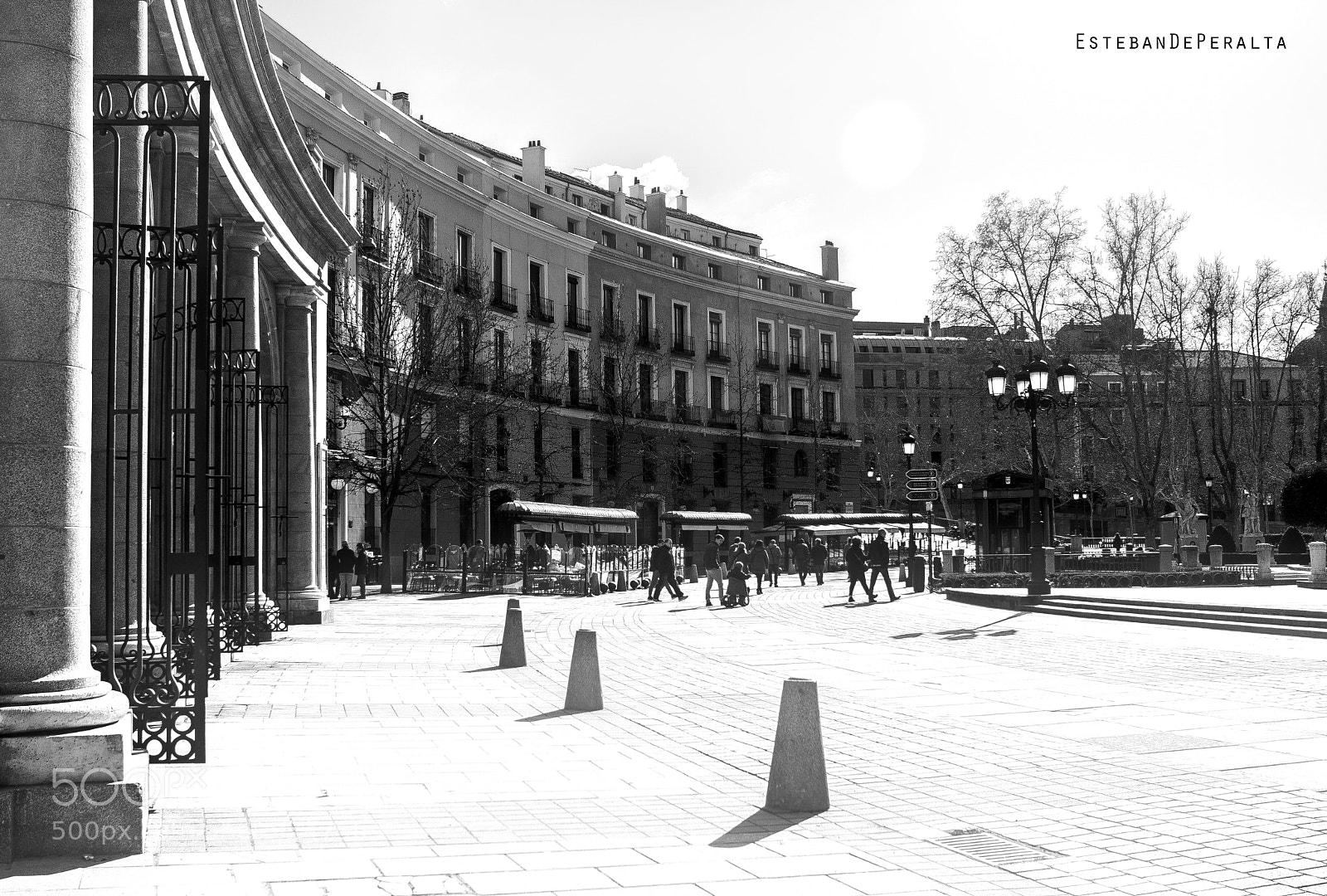 Canon EOS 750D (EOS Rebel T6i / EOS Kiss X8i) sample photo. Plaza de oriente, madrid photography