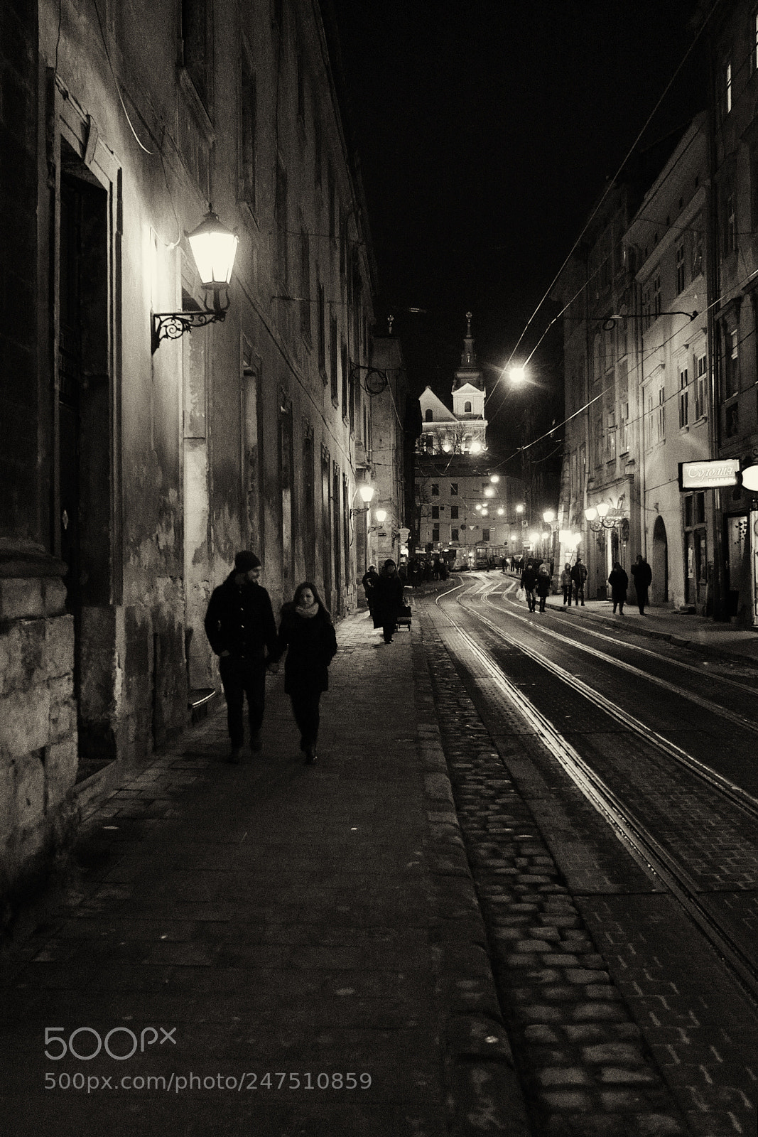 Fujifilm X10 sample photo. Evening lights photography